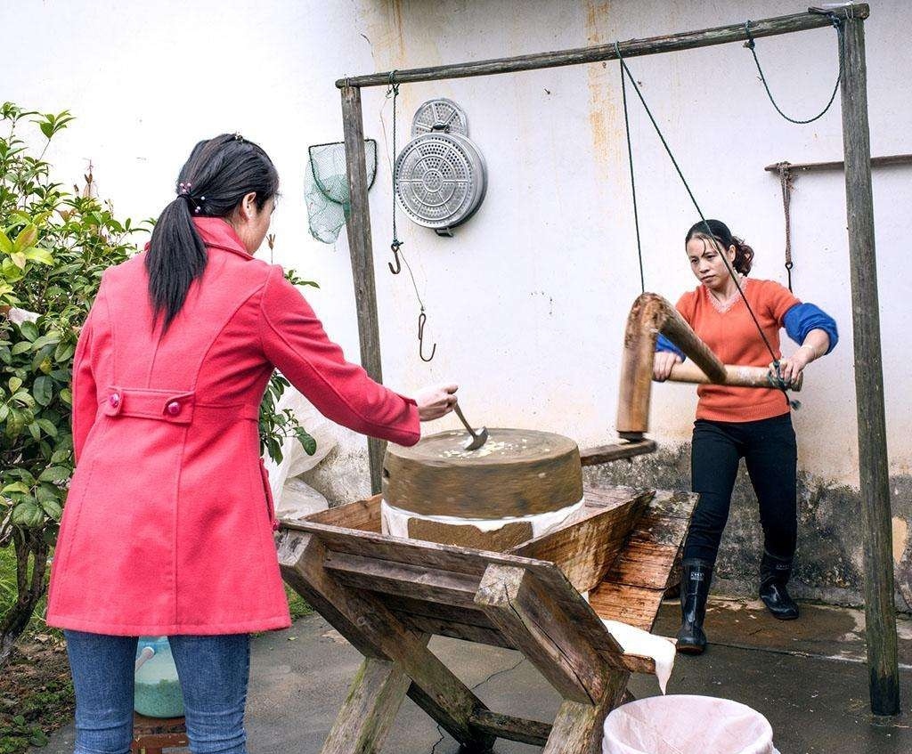 小时候的石磨,蕴含了太多的道理,甚至带动了乡村游
