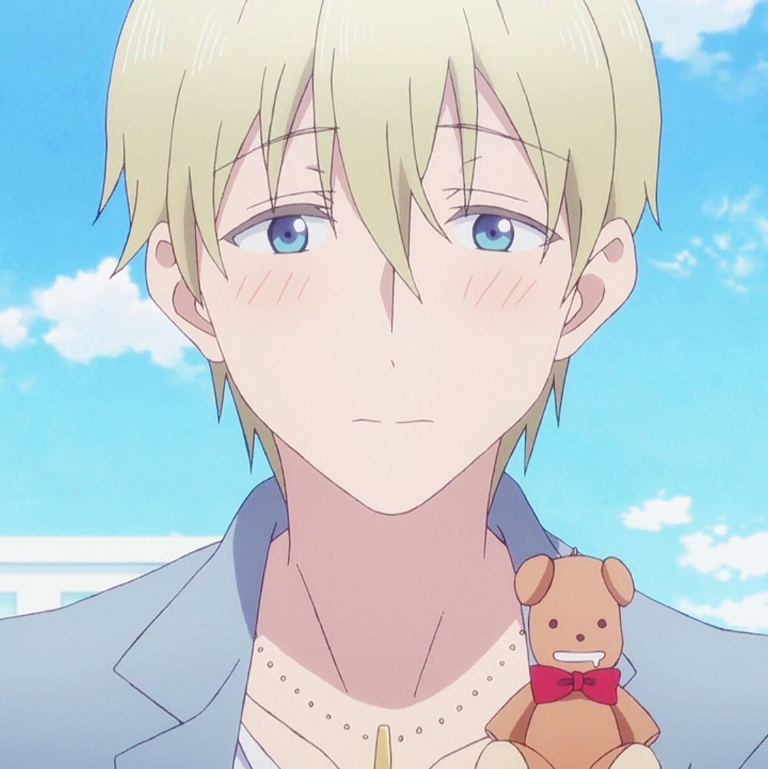 迪诺是《调教咖啡厅》 中的店长,最初与莓香在车站相遇,后来得知莓香