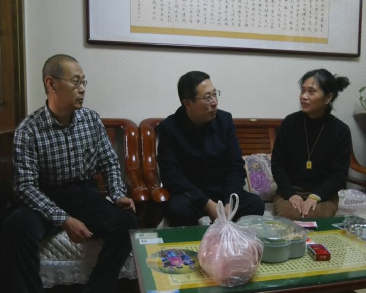 文水县县委副书记刘大鹏开展节前走访慰问活动
