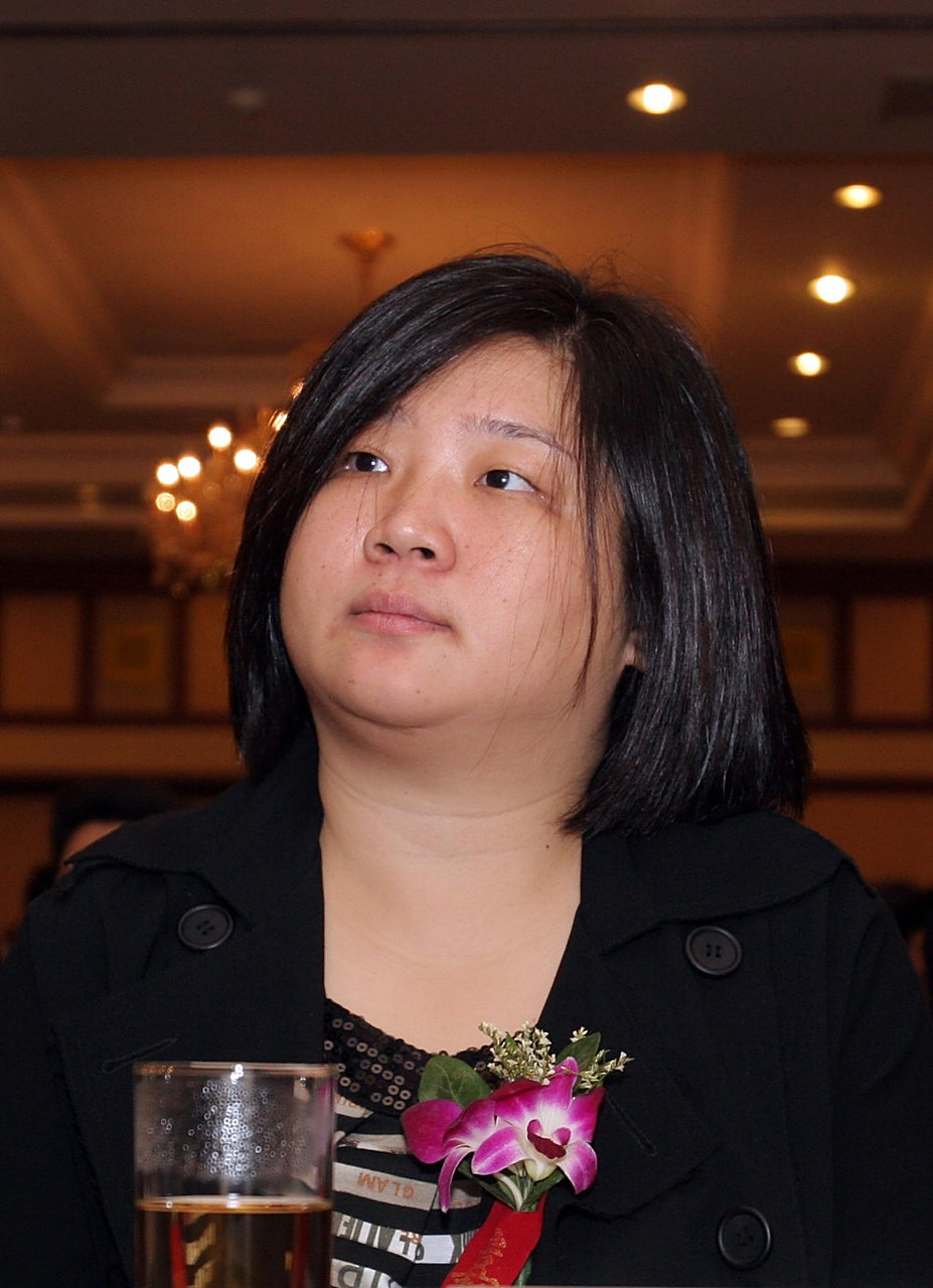 在充满青春活力的年纪,刘芳秀曾是众多人眼中的佼佼