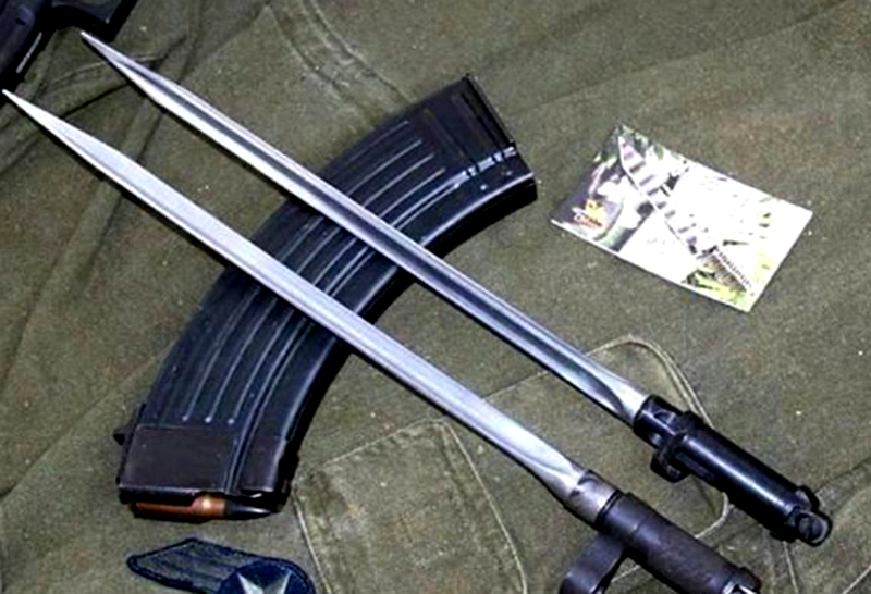 威力强大的5款军刀,图三常在美国大片亮相,图五轻松刺穿防护衣