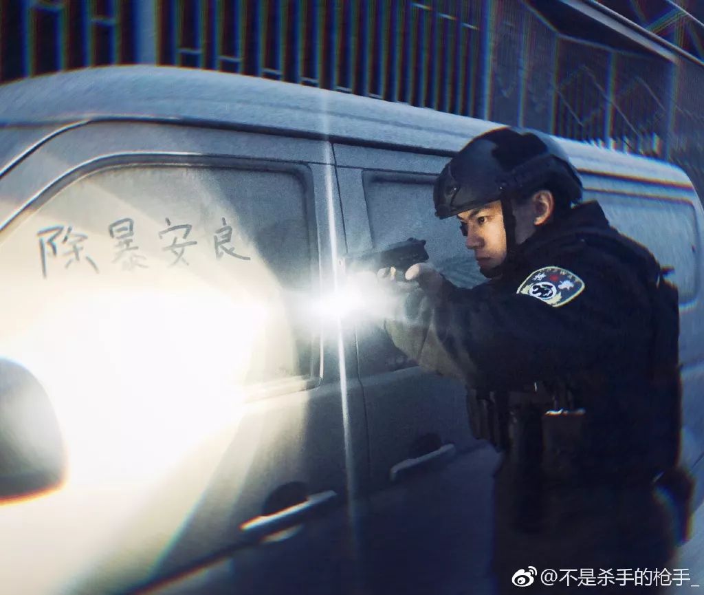 这"基层f4"颜值炸裂,你还嗑什么十层滤镜油腻男!