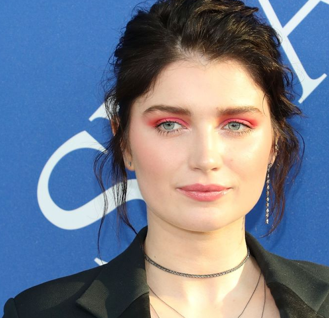 u2主唱的女儿eve hewson在好莱坞首次亮相