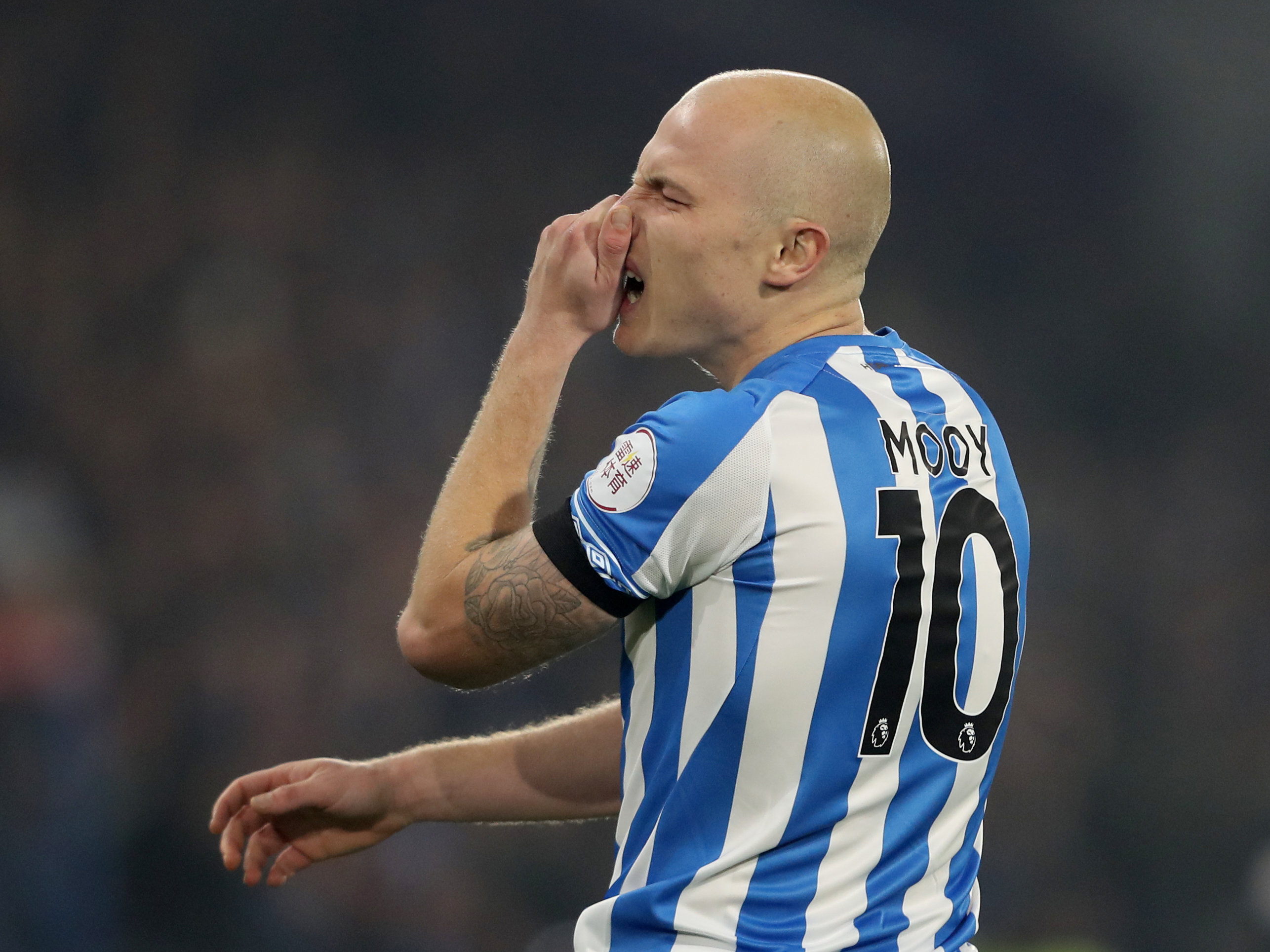 足球——英超联赛:哈德斯菲尔德胜富勒姆