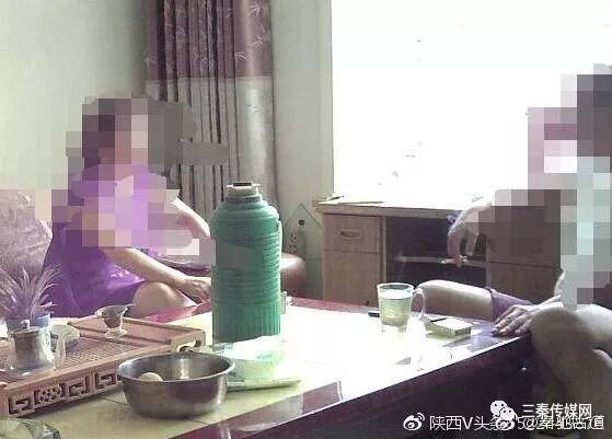西安雁塔区等驾坡街道办延南村王小虎砸150余万贿选数十名村民联名