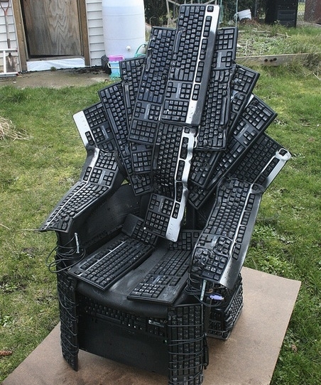 《权力的游戏》铁王座图片集:找出您认为最有创意的,最有好玩的铁王座