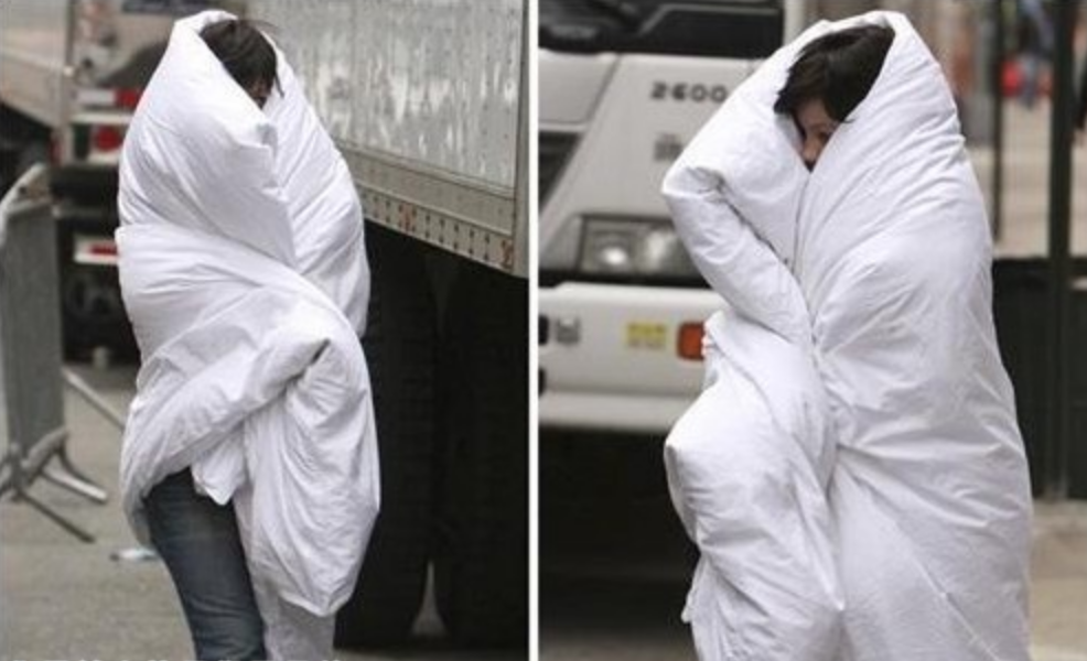今天在北京有一种叫裹上棉被出门,街头到处飘过"白毛女"