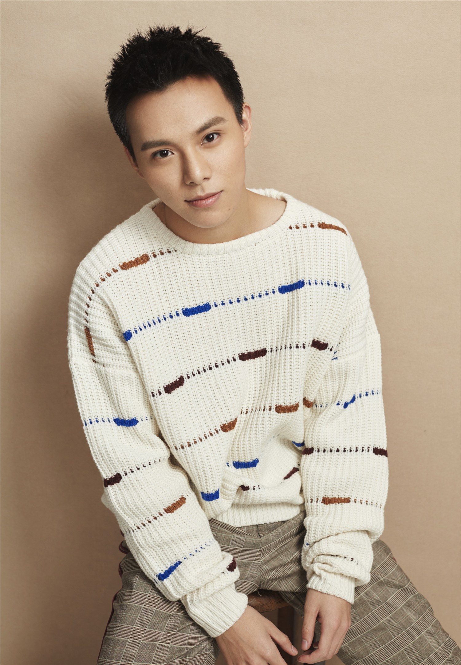 英皇艺人马睿瀚加盟《演员的品格》考核现场示范"北京瘫"