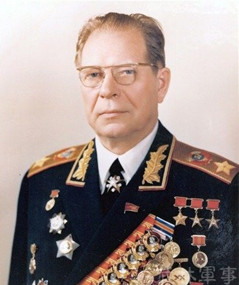 刚逝世的朝鲜人民军元帅金永春 领口挂的是什么"勋章"?