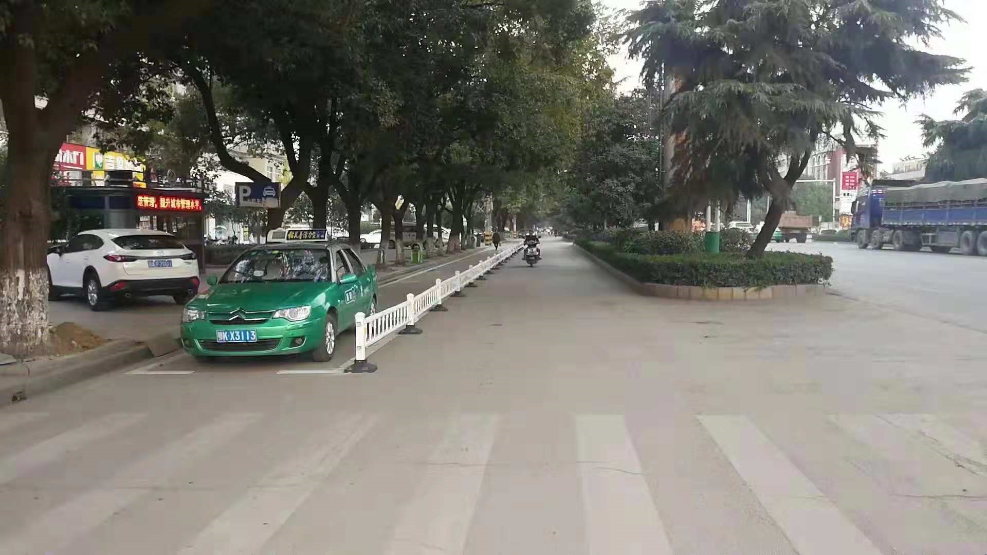 应城市规范出租车停靠难题