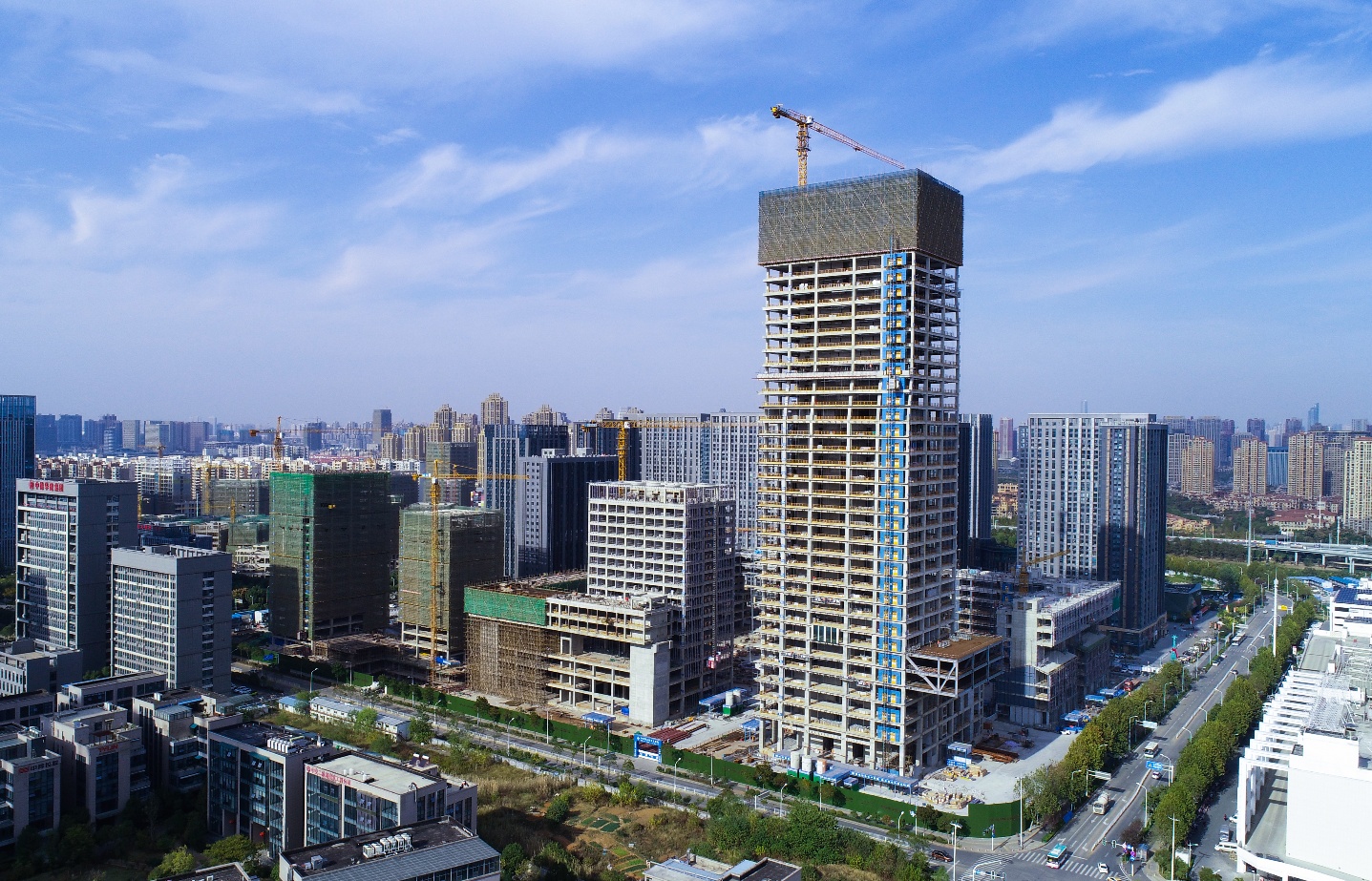 华中·中交城项目荣获湖北省建筑结构优质工程奖