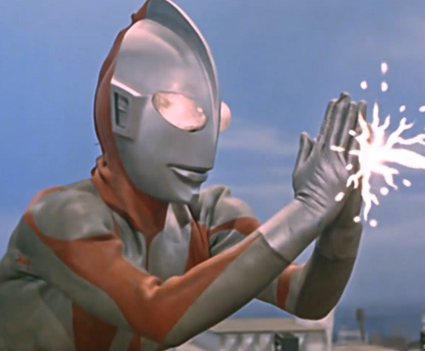 奥特曼不引人注目的小习惯,迪迦爱竖大拇指,他喜欢踩地板