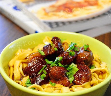 美食精选|吃这道红烧肉面,总能让我想起妈妈的味道