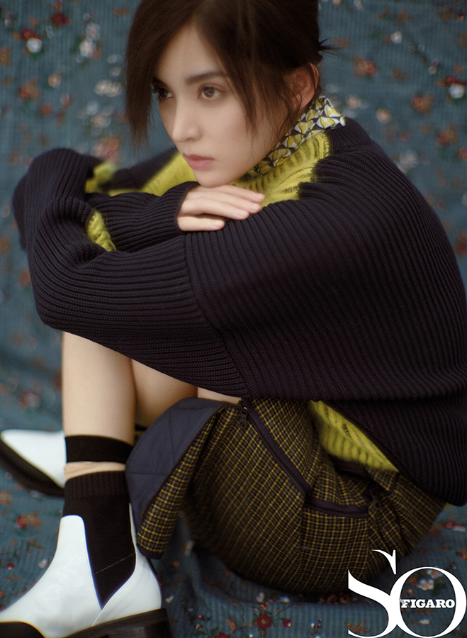 娜扎诠释百变风姿 文质彬彬与气场女王交错呈现