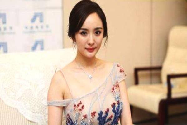 惊讶!杨幂的孩子是代孕吗"数见不鲜"-第2张图片-容克网