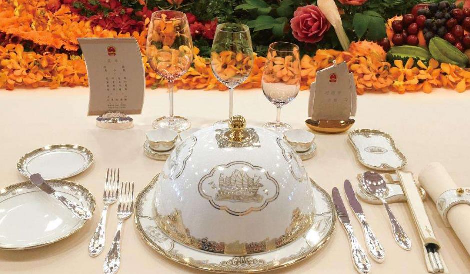 你知道我国"国宴"的标准吗?连服务员都这么讲究,涨知识了!