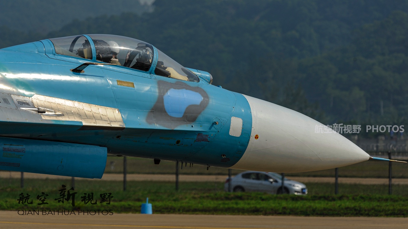 苏-27侧卫重型战斗机,不老的王者,改变我空军装备落后的功臣