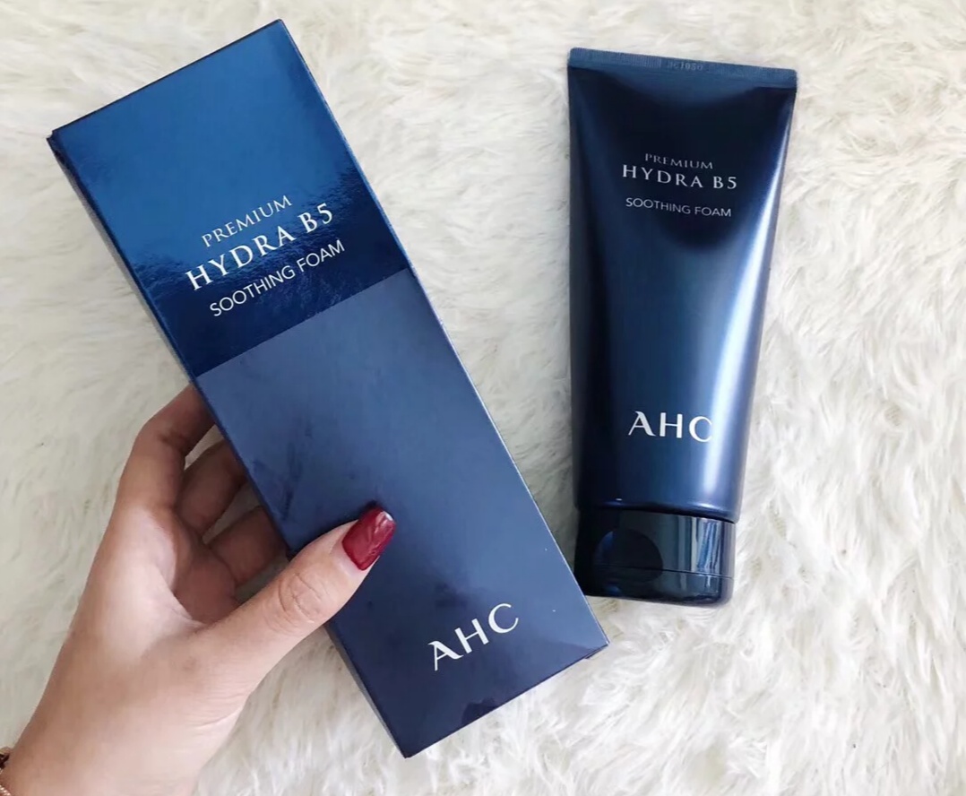 2.ahc玻尿酸洗面奶