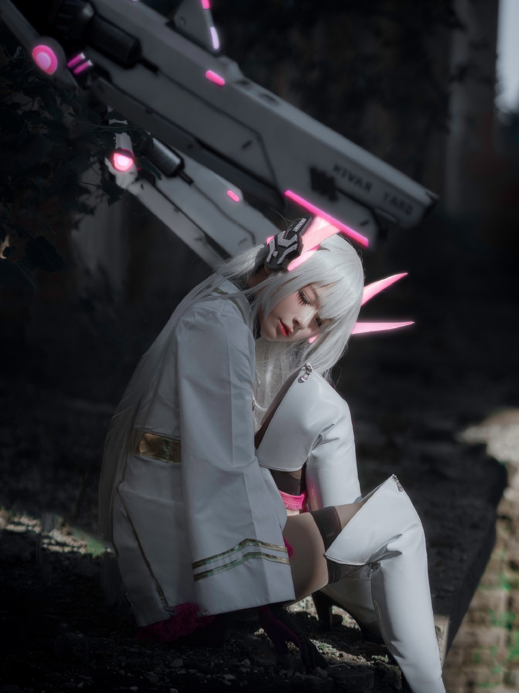 战双帕弥什丽芙cos:指挥官,我是丽芙,一定会帮上忙的