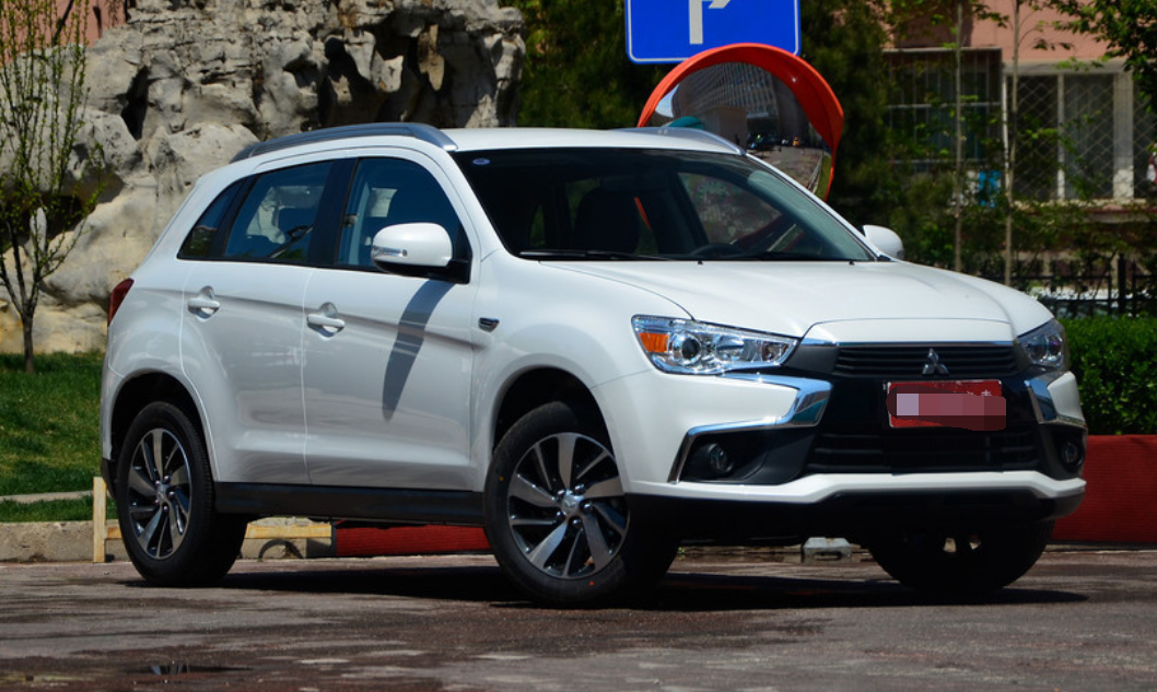 广汽三菱asx劲炫,外观非常炫酷,车身采用的设计也很出色