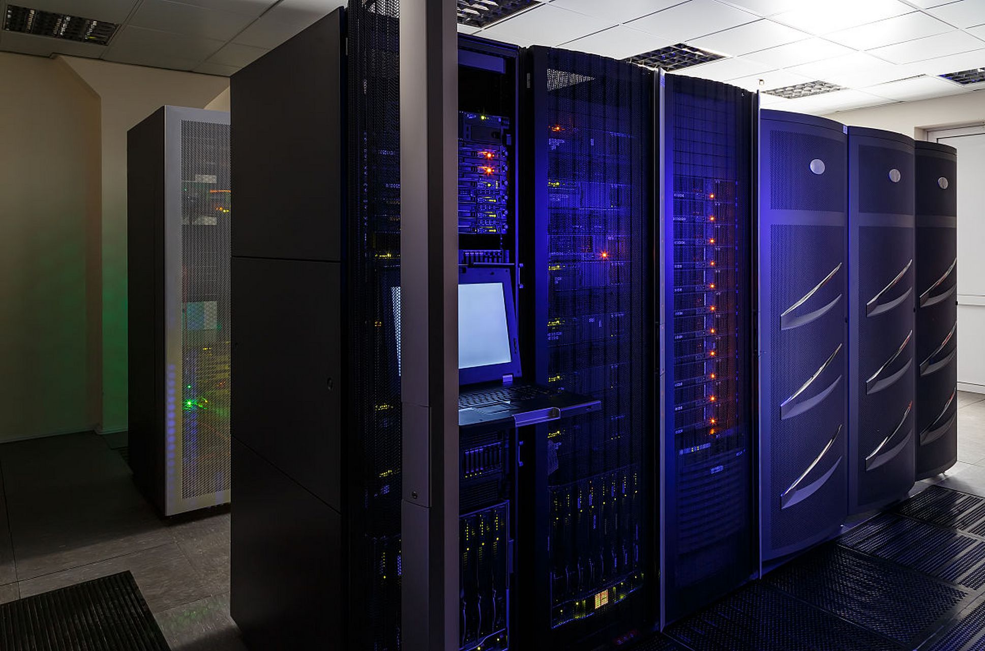 优质网络环境 专业服务=完美体验之选![原文:台州高防服务器怎么样?