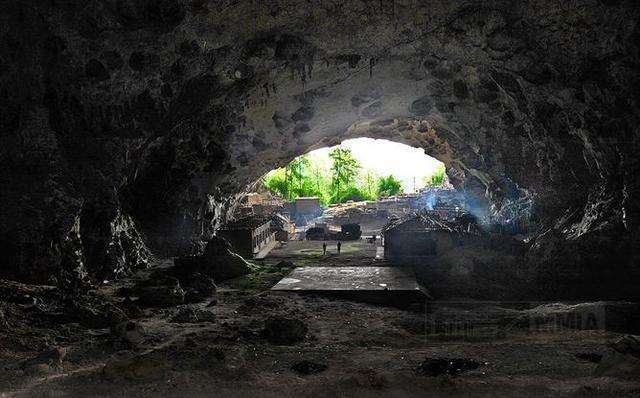 贵州深山的神秘山洞,有18户人家居住在此,过着简单安逸的生活