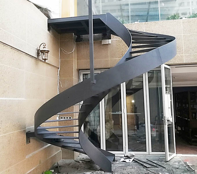 别墅板式旋转楼梯