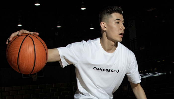 匡威真要回归篮球市场,签约阿不都沙拉木成中国篮球首位代言人