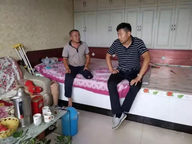 「脱贫攻坚」王恒宇:让警徽在脱贫攻坚中闪光