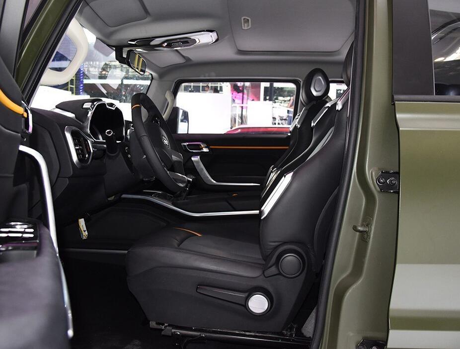 东风汽车-东风huv,全身设计比例很协调,气场非常足