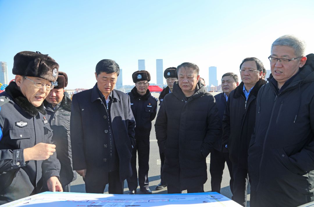 薄立峰到康巴什区调研指导元宵节安全保障工作