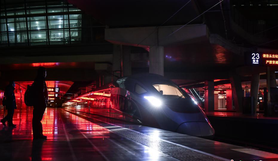 复兴号"探路"车 高铁运行的幕后"保镖"