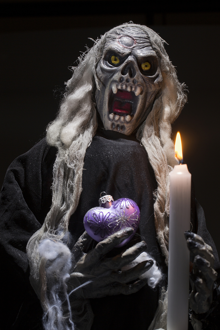 曾有一个外地商人来到呼图壁,他并不知道这个地方的名字含义