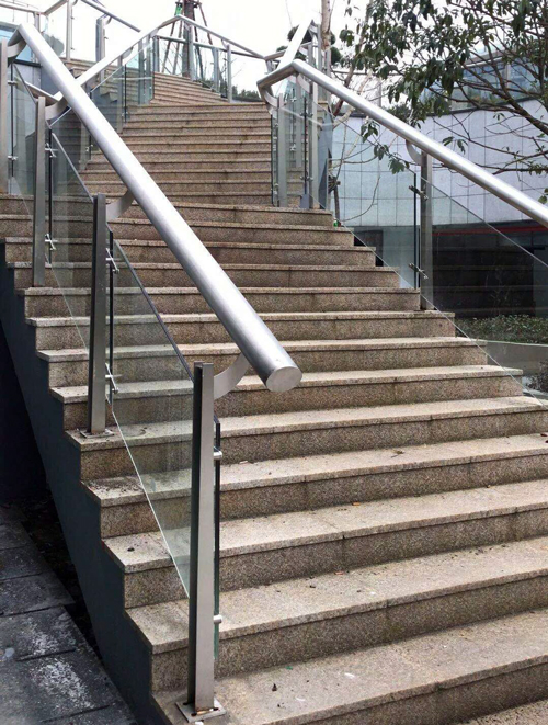 不锈钢使用寿命可以达到百年吗?