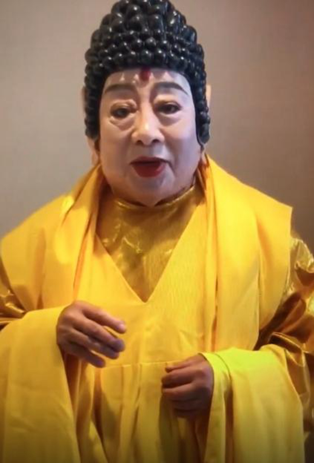 西游记的如来佛祖头上包怎么来的,看完让人惊讶,网友:童年记忆