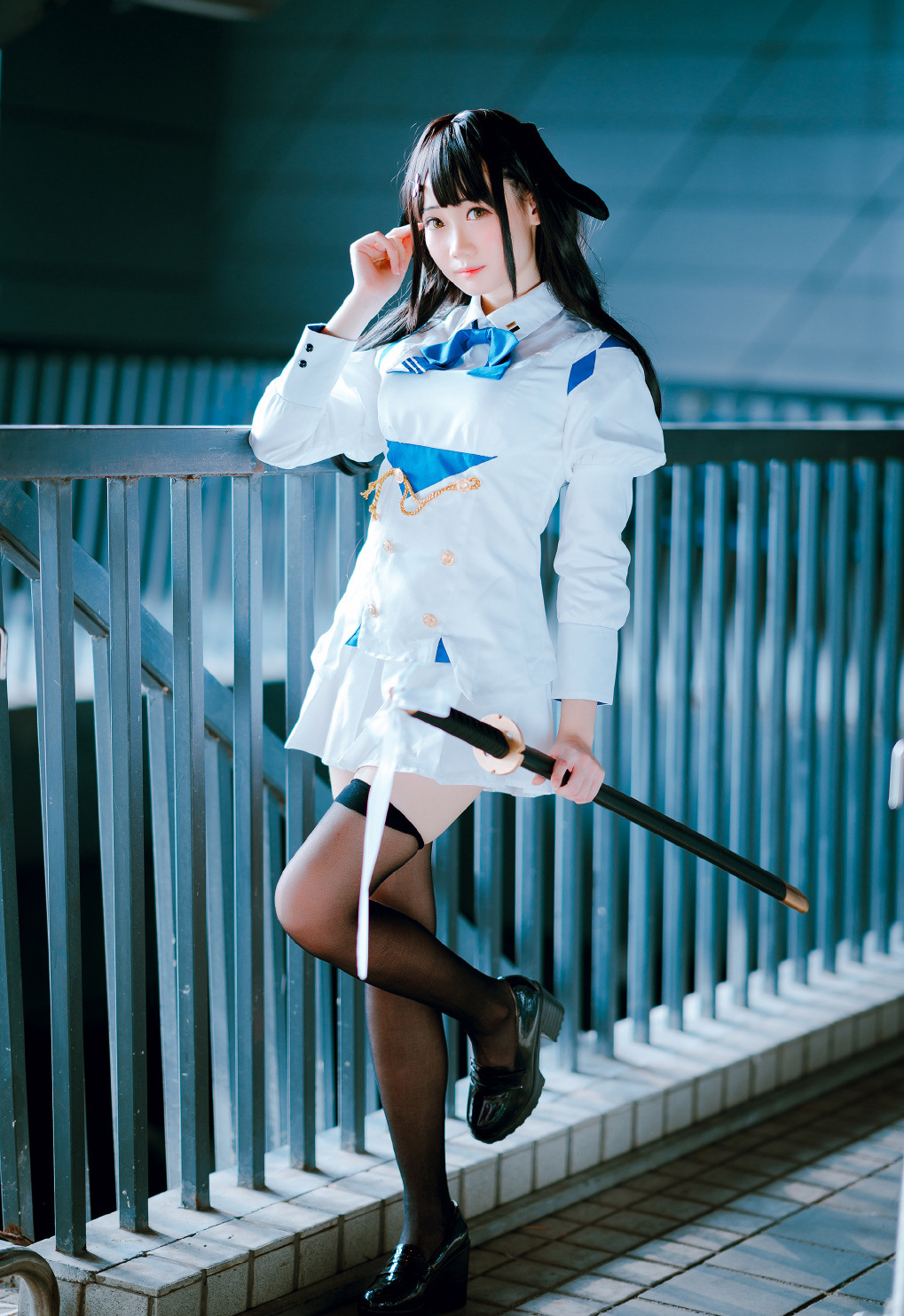 碧蓝航线鸟海cos: 鸟海会为了指挥官珍重地使用这份力量的