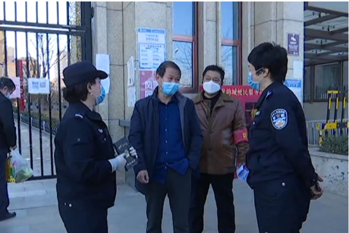 孟庆华:为抗疫一线战士筑牢心理防线