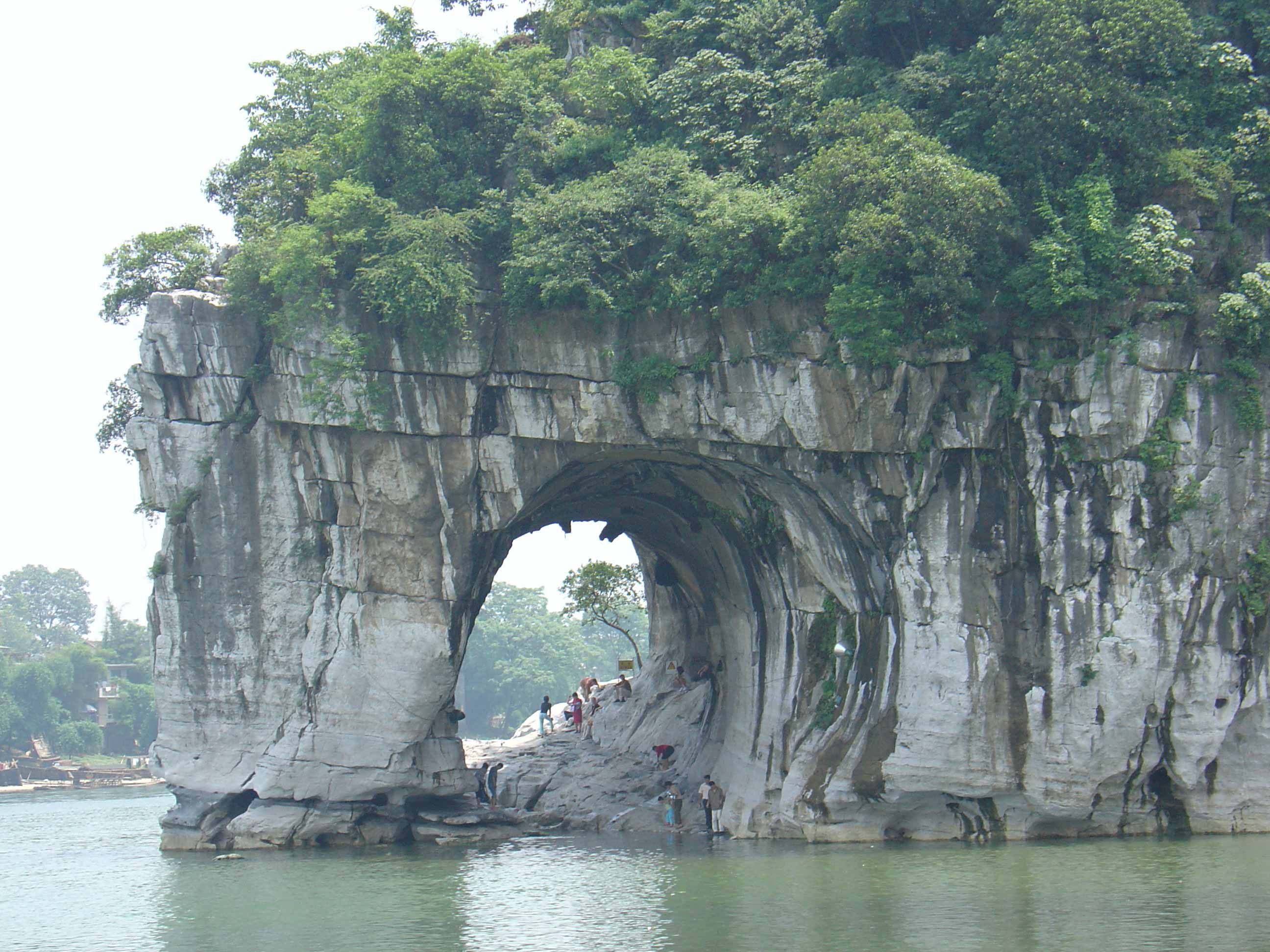 大象山桂林图片