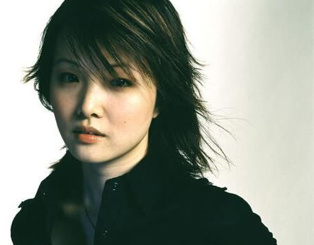 蝎子腿功俊俏谋女郎的脸蛋,甄子菁巴结美容圣手常好打架哥帮摆平