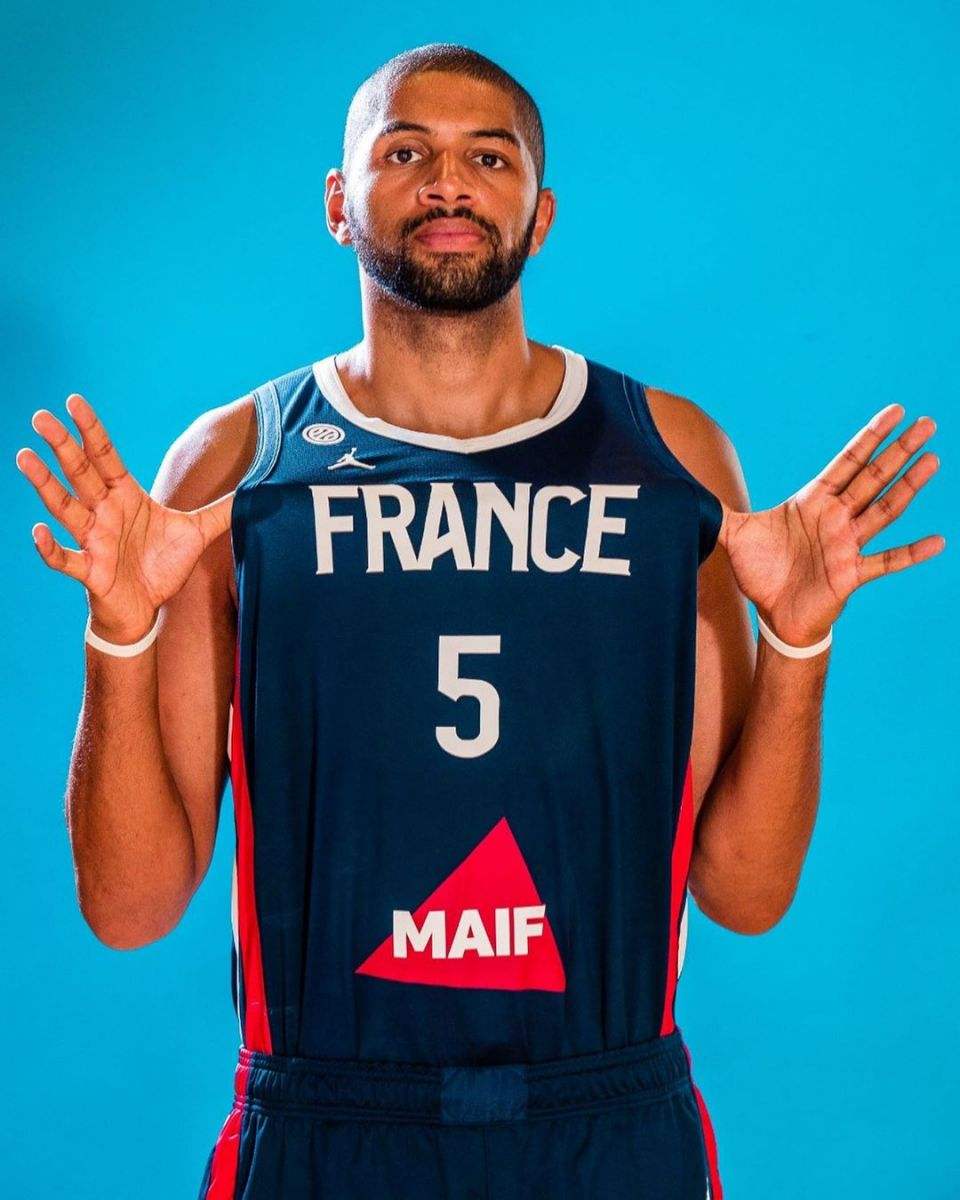 法国男篮小前锋在nba将养生篮球发挥到了极致