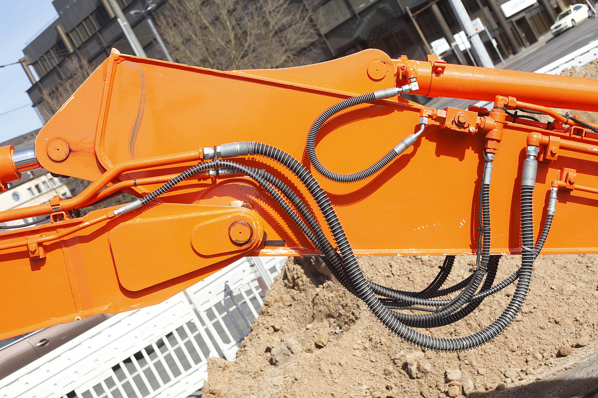 扒渣机配件液压油管卡套式管接头安装方式.