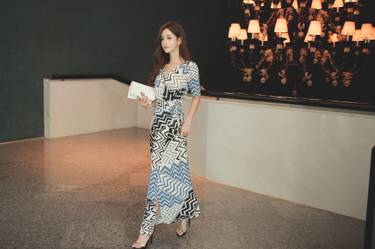 宅男女神孙允珠,时尚性感晚礼服