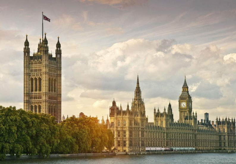 英国历史:战后的政党制度——工党改弦更张