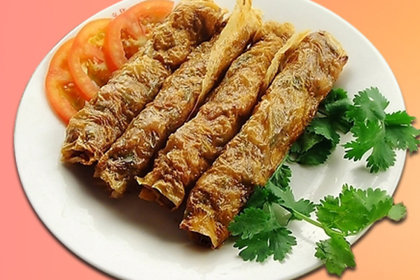 五香卷是泉州富有地方特色的民间传统肴馔,外酥内嫩,非常之香