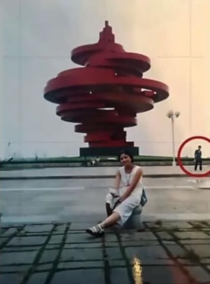 受凉后泡澡起鸡皮疙瘩(受凉后泡澡起鸡皮疙瘩怎么回事)