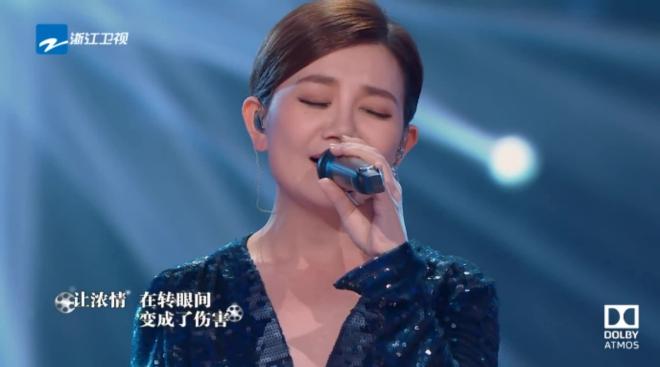 [图]梦想的声音：梁静茹再次献唱经典歌曲，一开口全场沸腾了，惊艳！