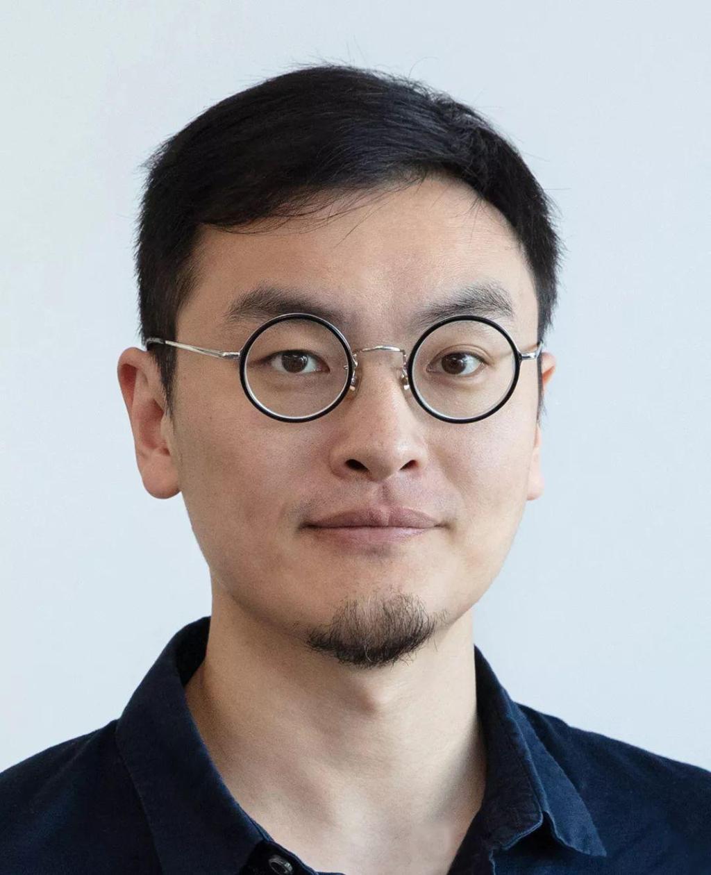 首页 > 2019年度"ccf王选奖"评出:清华教授胡事民,大疆创始人汪滔获奖