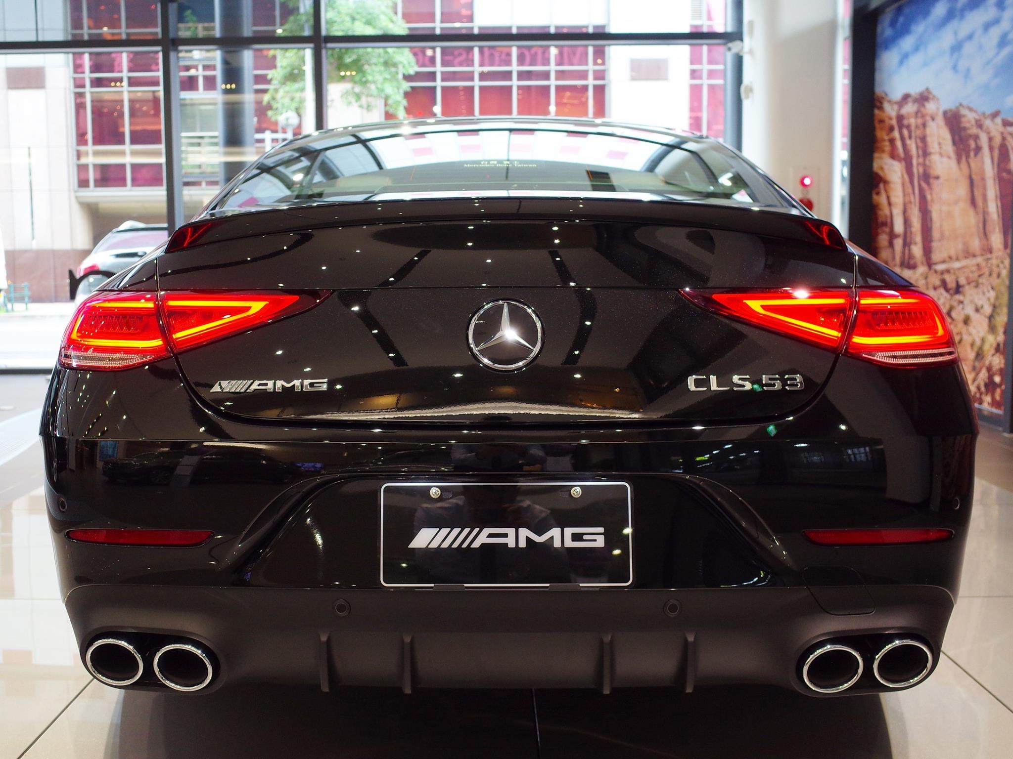 全新奔驰cls53 amg,是更加年轻时尚了