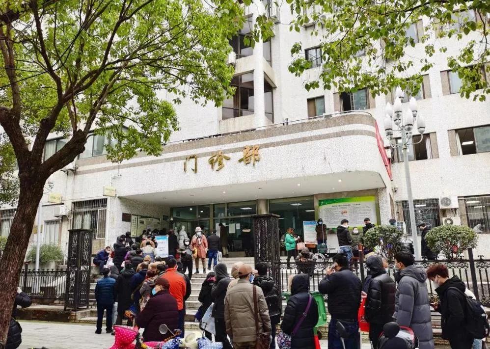 面对新型肺炎疫情,"中部医都"武汉的医院为何也扛不住?