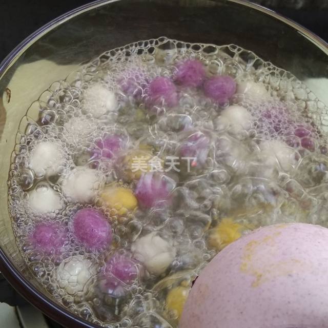 桂花藕粉圆子,口感q弹颜值高,吃了一口就被馋到了!